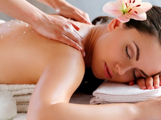 Más Allá del Relax: 5 Beneficios Sorprendentes de un Masaje Regular para Tu Salud